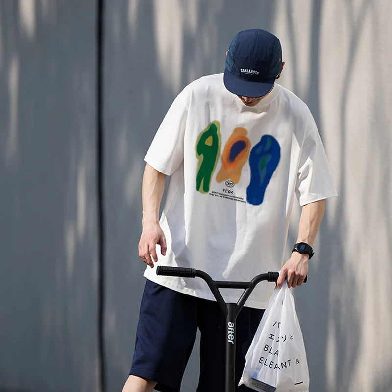 Blur Figure Tee - Minimalist and Stylish